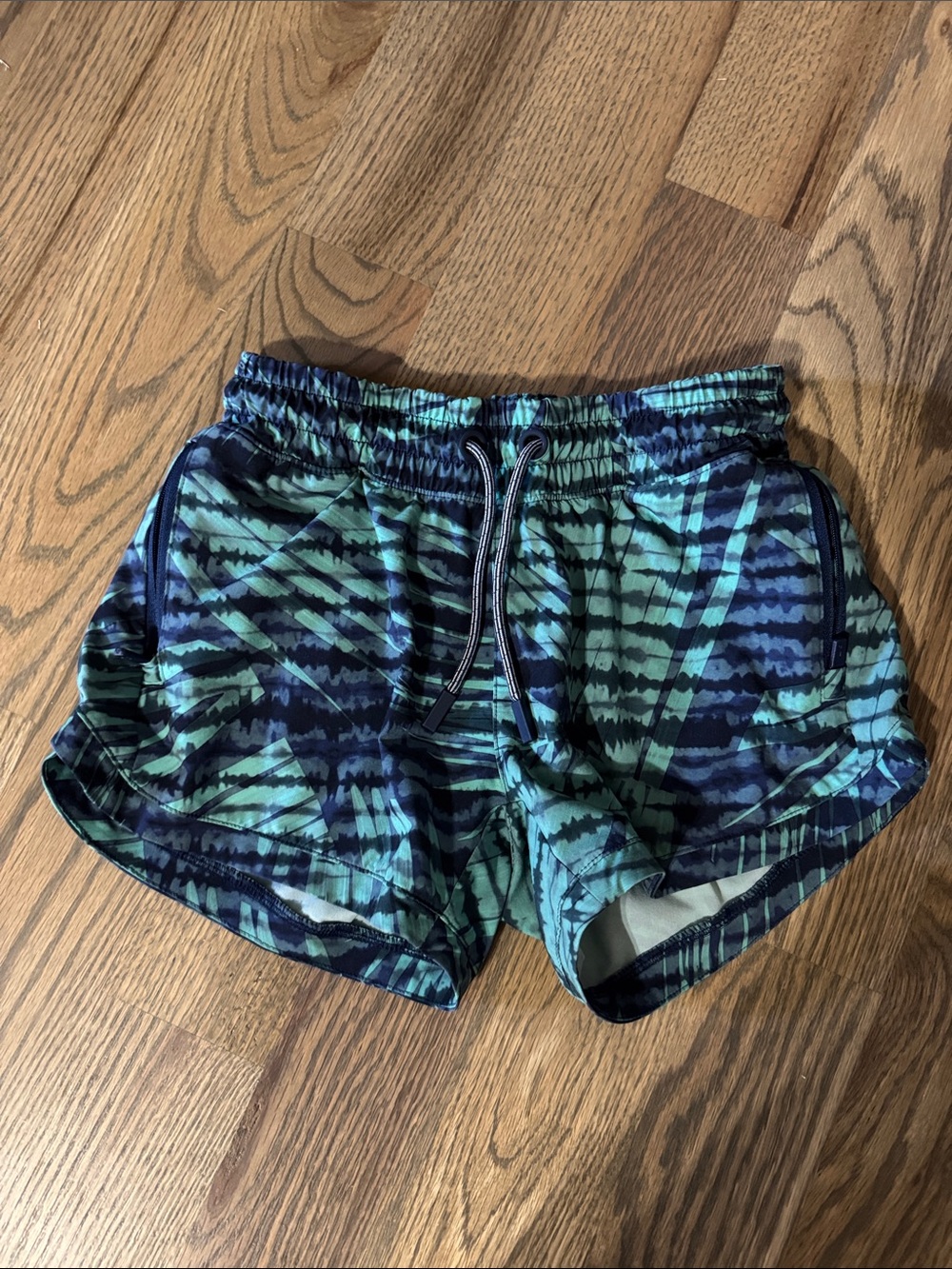Athleta Girls Green and Navy Patterned Athletic Shorts
